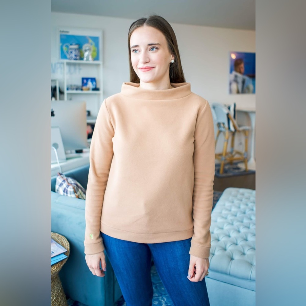 EUC Dudley Stevens Brighton boat neck, natural blush, size medium, vello fleece